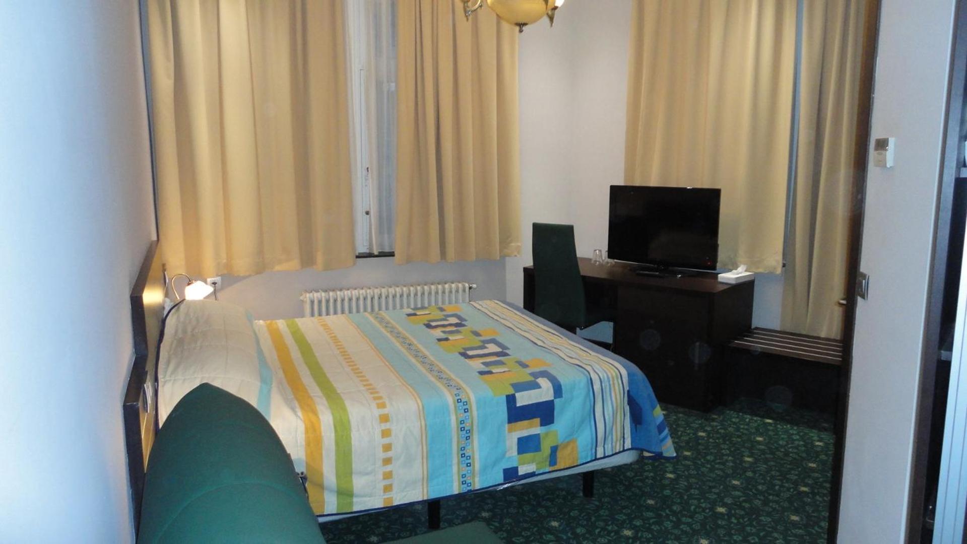 Hotel L'Auberge Du Souverain Auderghem Eksteriør bilde