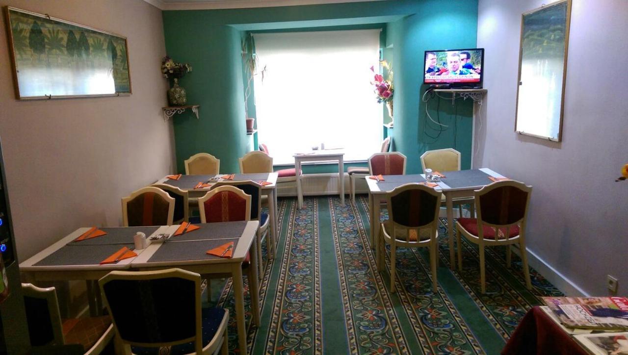 Hotel L'Auberge Du Souverain Auderghem Eksteriør bilde